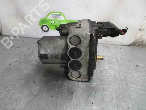 Used ABS pump MERCEDES-BENZ E-CLASS (W210) E 290 Turbo-D (210.017) (129 hp) 3473122