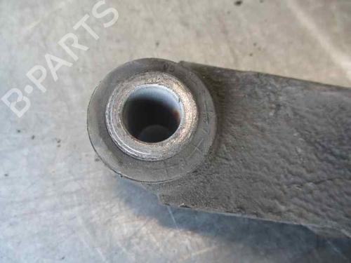 Left rear suspension arm KIA SPORTAGE II (JE_, KM_) 2.0 CRDi | BP7889724M14