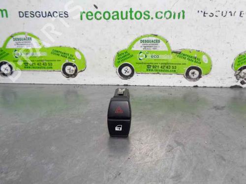 Used Warning switch BMW 5 Gran Turismo (F07) 530 d (245 hp) 5218659