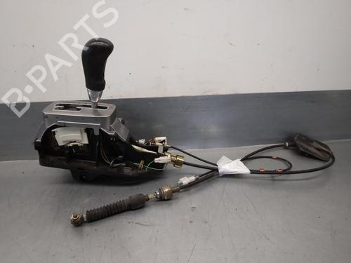 Used Gear lever NISSAN PRIMERA (P12) 2.0 (140 hp) 15384167