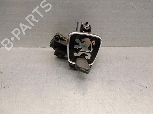 Used Tailgate handle PEUGEOT 406 (8B) 1.8 16V (116 hp) 28726250