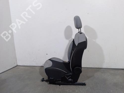 Right front seat FIAT 500L (351_, 352_) 1.3 D Multijet (199LXY1A, 199LXY11) | BP31940996C16
