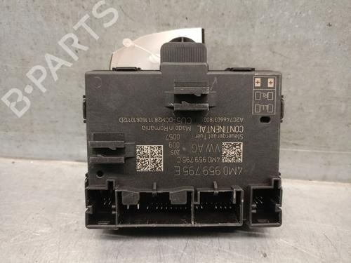 Dør styreenhed Dør styreenhed AUDI Q7 (4MB, 4MG, 4MQ) SQ7 TDI quattro (435 hp) 33431823 33431823