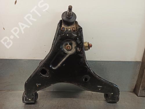 Querlenker links vorne für MITSUBISHI L200 / TRITON (KJ_, KK_, KL_) 2.2 DI-D (150 hp) 15185379