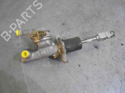 Used Clutch slave cylinder Clutch slave cylinder 21022117 21022117