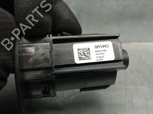 Switch VOLVO XC40 (536) Recharge | BP28810449I30 