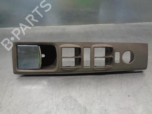 Venstre foran invendig håndtak FIAT IDEA (350_) 1.4 16V (95 hp) 10082067