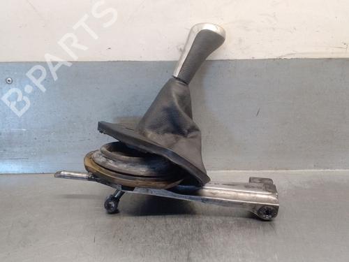 Used Gear lever BMW 3 (E90) 320 d (163 hp) 23547728