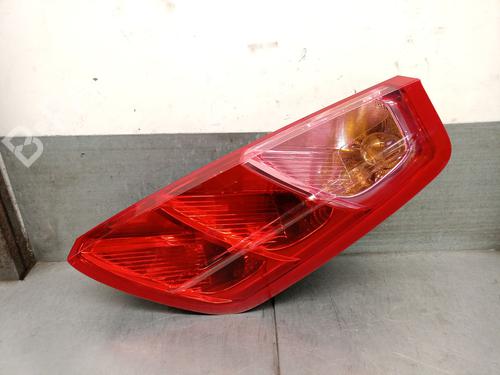 Højre baglygte FIAT GRANDE PUNTO (199_) 1.4 16V (199BXG1B, 199AXG1B) (95 hp) 31666008
