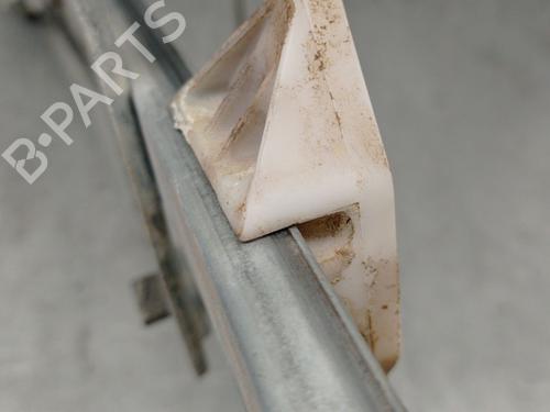 Rudehejsemekanisme Højre foran CITROËN BERLINGO / BERLINGO FIRST MPV (MF_, GJK_, GFK_) 1.9 D (MFWJZ) | BP28424724C23 