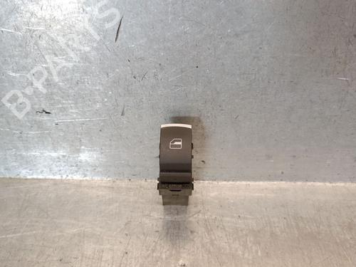 Used Right front window switch VW TOUAREG (7P5, 7P6) 3.0 V6 TDI (240 hp) 28111033