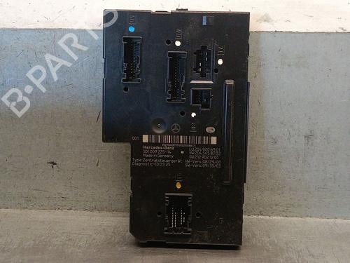 Used Fuse box Fuse box MERCEDES-BENZ C-CLASS (W204) C 200 CDI (204.001) (136 hp) 36502272 36502272
