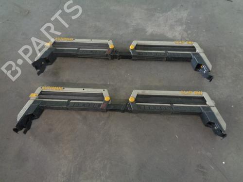 Używane Reling dachowy ROVER 800 (XS) 827 SI/Sterling Catalytic-Conv (XS) (169 hp) 20263480