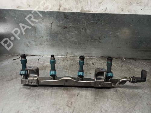 Used Injection rail Injection rail 8958034 8958034