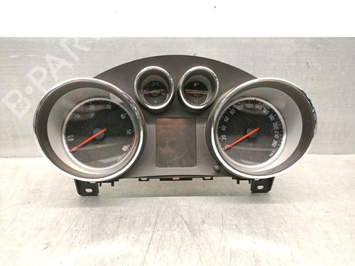 Used Instrument cluster OPEL ZAFIRA TOURER C (P12) 1.6 CDTI (75) (120 hp) 30772777