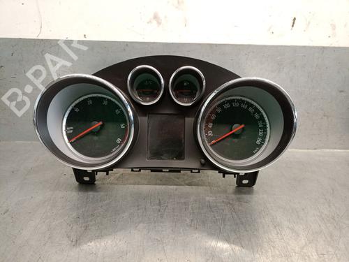 Used Instrument cluster OPEL ZAFIRA TOURER C (P12) 2.0 CDTi (75) (130 hp) 26376902
