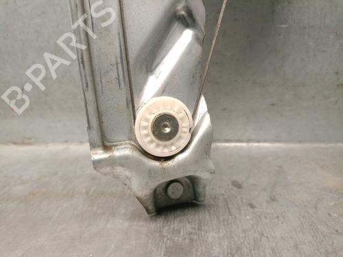 Vindusheismekanisme høyre bak DACIA DUSTER (HM_) 1.5 dCi 115 4x4 (HMAD) | BP32133523C25