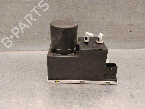 Used Comfort control module Comfort control module AUDI A3 (8L1) 1.8 T (150 hp) 36107522 36107522