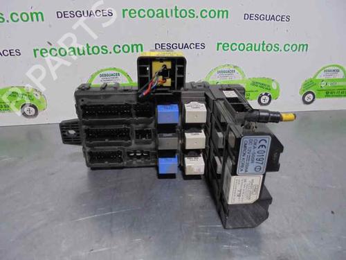 Used Fuse box Fuse box HYUNDAI SANTA FÉ I (SM) 2.0 CRDi (113 hp) 2089218 2089218