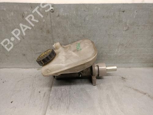 Used Brake master cylinder CITROËN XSARA Break (N2) 1.9 TD (90 hp) 31182475