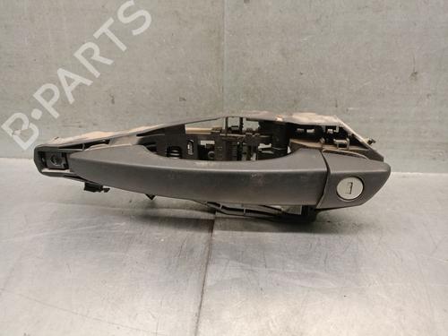 front-left-exterior-door-handle-toyota-proace-van-mdz_-2016-36023476 main image