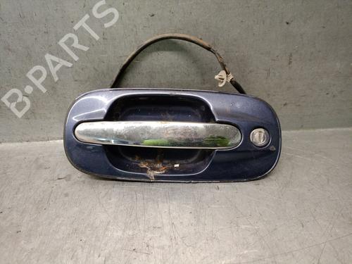 front-left-exterior-door-handle-hyundai-trajet-fo-1999-2000-2001-2002-2003-2004-2005-2006-2007-2008-30933782 main image