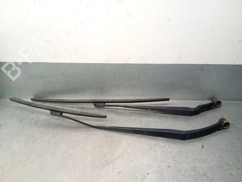front-windshield-wiper-arm-nissan-qashqai-ii-j11-j11_-2013-34646151 main image