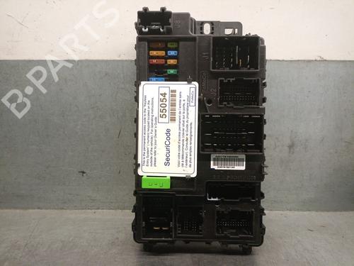 Used Fuse box Fuse box VW AMAROK (T1A, T1B) 3.0 TDI 4motion (241 hp) 34568463 34568463