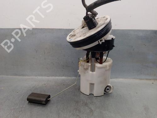 Used Fuel pump FORD FIESTA VI (CB1, CCN) [2008-2017]  17108596