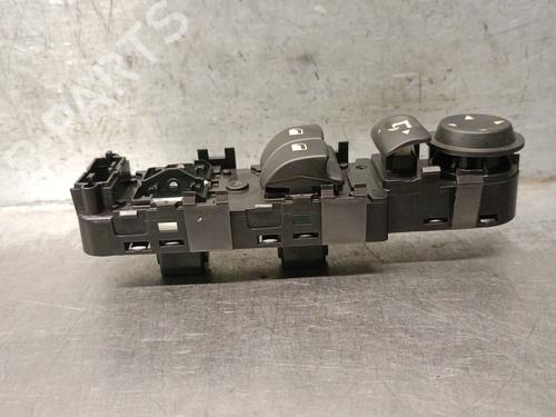 Left front window switch CITROËN C4 I (LC_) 1.4 16V | BP37999871I27 - Image 2