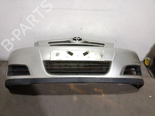 Used Front bumper TOYOTA COROLLA (_E12_) 1.4 D (NDE120_, NDE120R) (90 hp) 28188945
