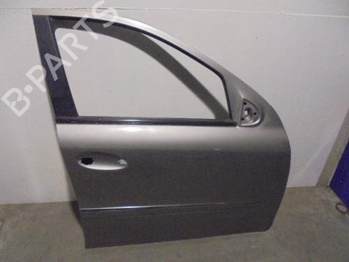 Used Right front door MERCEDES-BENZ M-CLASS (W164) ML 320 CDI 4-matic (164.122) (224 hp) 10234493