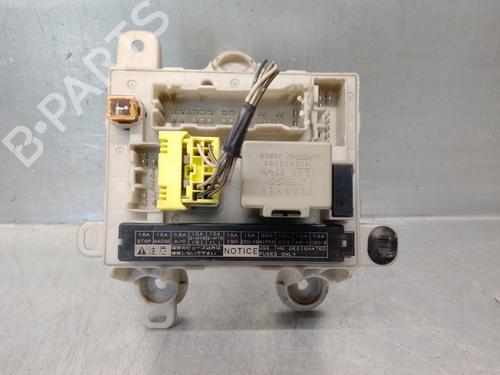 Used Fuse box TOYOTA PREVIA II (_R3_) [2000-2006]  15256962