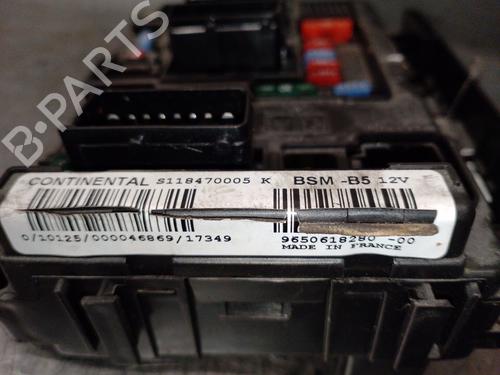 Fuse box CITROËN C5 I (DC_) 2.0 HDi (DCRHZB, DCRHZE) | BP33951583E1  - Image 5