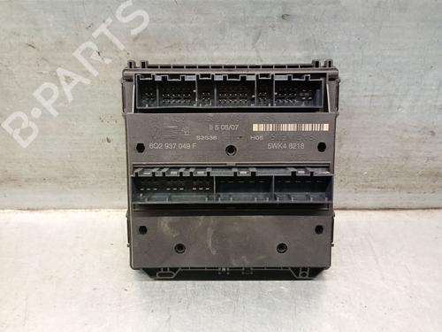 Sikringsdose VW POLO IV (9N_, 9A_) 1.4 16V (80 hp) 23208609