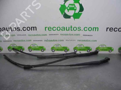 Used Front windshield wiper arm CITROËN C4 Grand Picasso I (UA_) 1.6 HDi (109 hp) 4080442