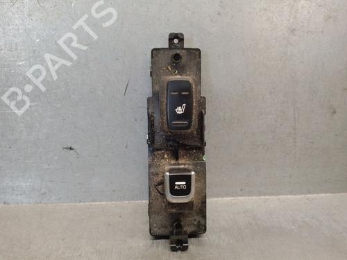 Used Right rear window switch KIA SORENTO III (UM) 2.2 CRDi (200 hp) 31855079