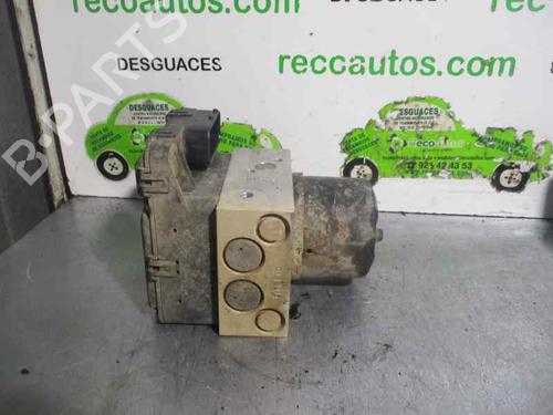 ABS pump HYUNDAI SANTA FÉ I (SM) 2.4 16V 4x4 | BP3185624M43 