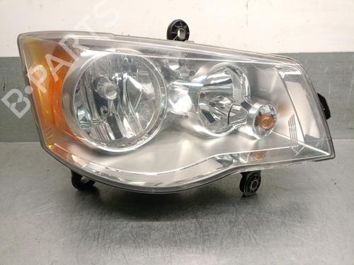 Used Right headlight LANCIA VOYAGER MPV (404_) 2.8 CRD (RT, 53) (163 hp) 31144607
