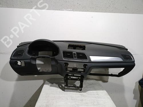 Used Dashboard Dashboard AUDI Q3 (8UB, 8UG) 2.0 TDI (140 hp) 33321929 33321929