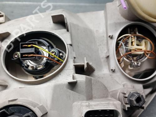 Right headlight MERCEDES-BENZ A-CLASS (W168) A 170 CDI (168.009, 168.109) | BP30711004C29