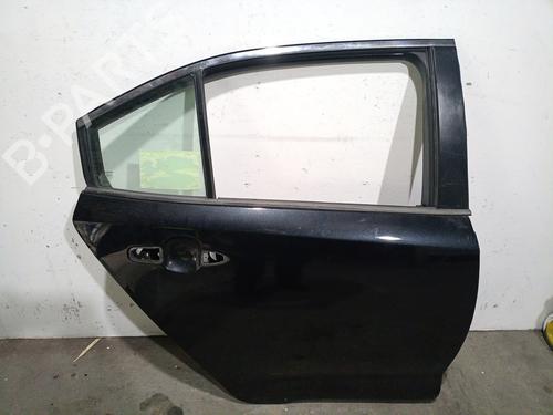 right-rear-door-toyota-corolla-saloon-_e21_-2019-32733060 main image