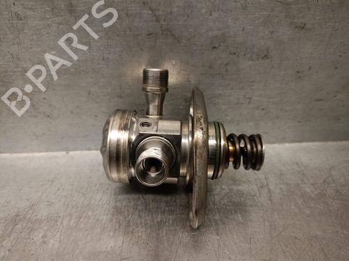 Used Fuel pump NISSAN QASHQAI II (J11, J11_) 1.3 DIG-T (140 hp) 31060813