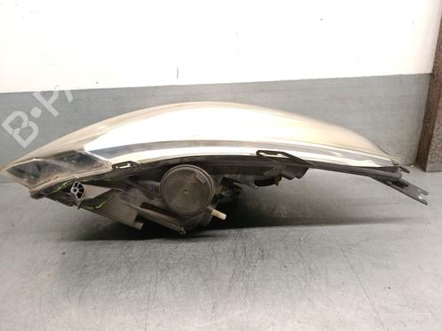 Right headlight RENAULT CLIO IV (BH_) 1.5 dCi 90 | BP29827464C29 