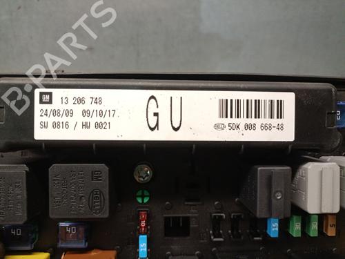 Fuse box OPEL ASTRA H GTC (A04) 1.7 CDTI (L08) | BP39470757E1 - Image 5