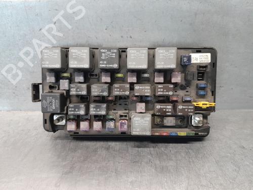 Used Fuse box Fuse box 36570354 36570354