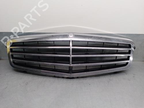 Used Grille MERCEDES-BENZ E-CLASS (W212) E 220 CDI / BlueTEC (212.001, 212.002) (170 hp) 16027251
