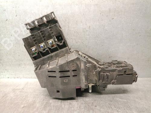 Used Fuse box MERCEDES-BENZ GLE (W166) 250 d 4-matic (166.004) (204 hp) 32396038