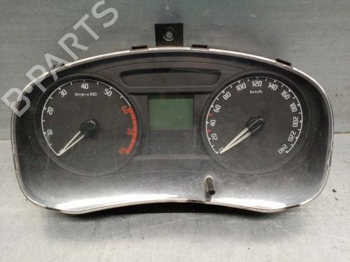 Used Instrument cluster SKODA FABIA II (542) 1.2 (70 hp) 17642833