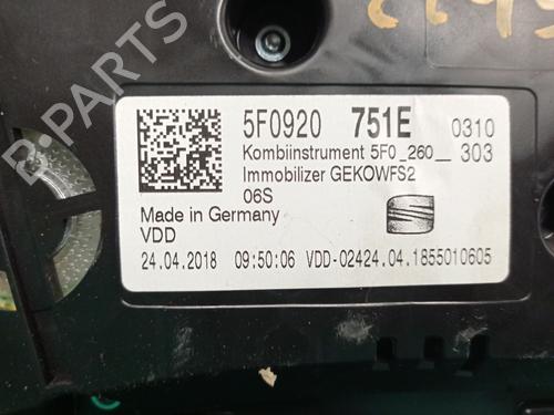 Instrument cluster SEAT LEON (5F1) 1.6 TDI | BP26690671C47 